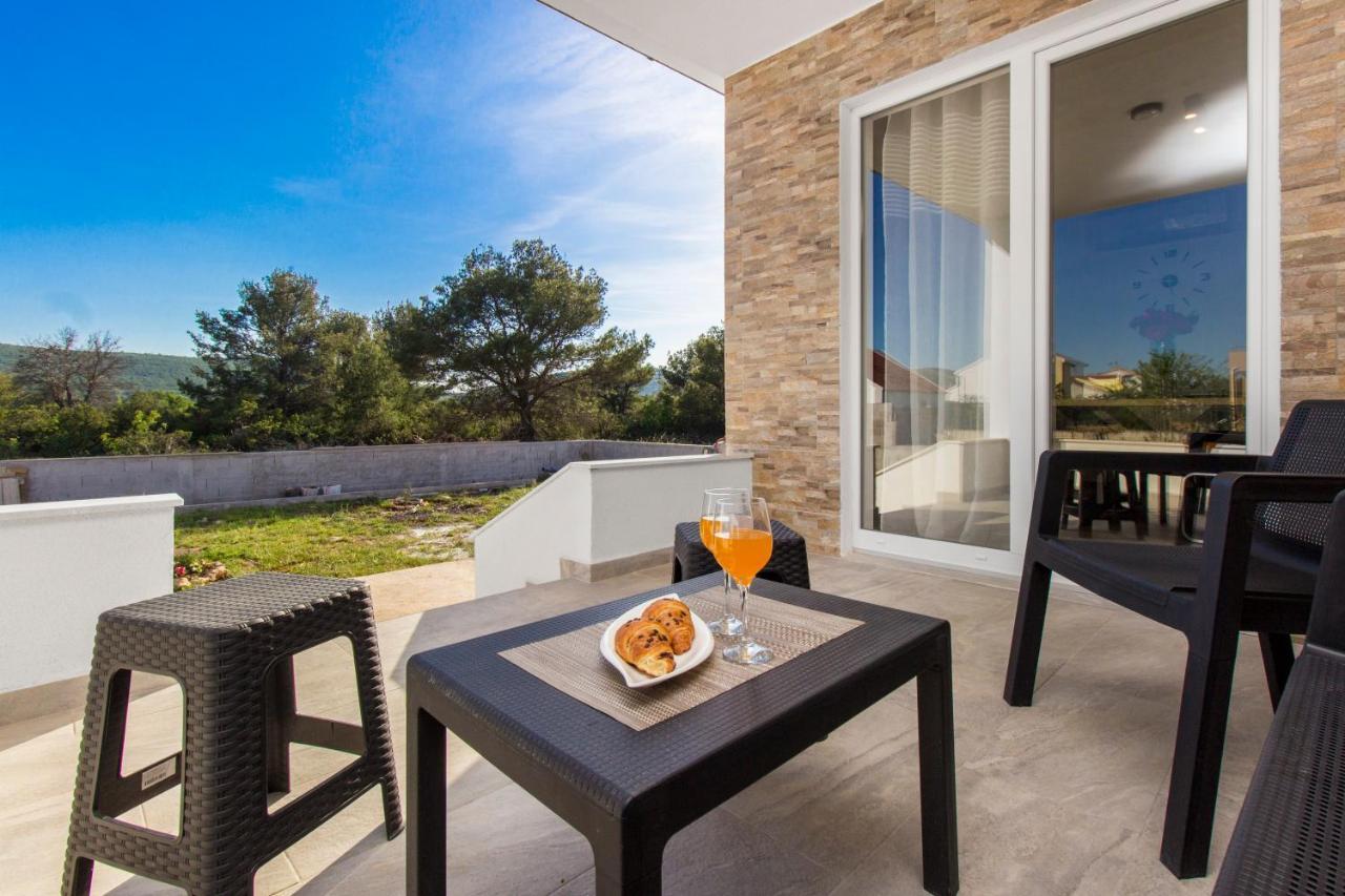 Holiday Home Lucia Lozovac Exterior photo